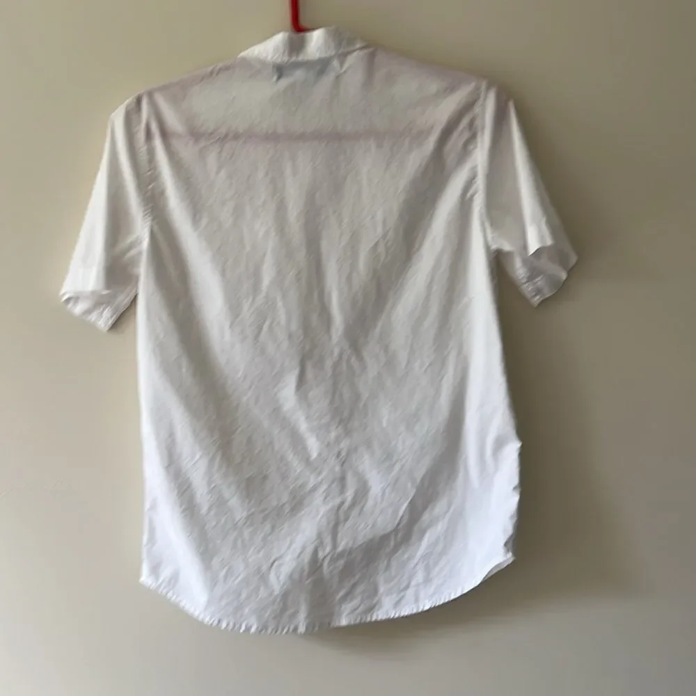 Old Navy youth boys size 14-16 white button up dress shirt.
